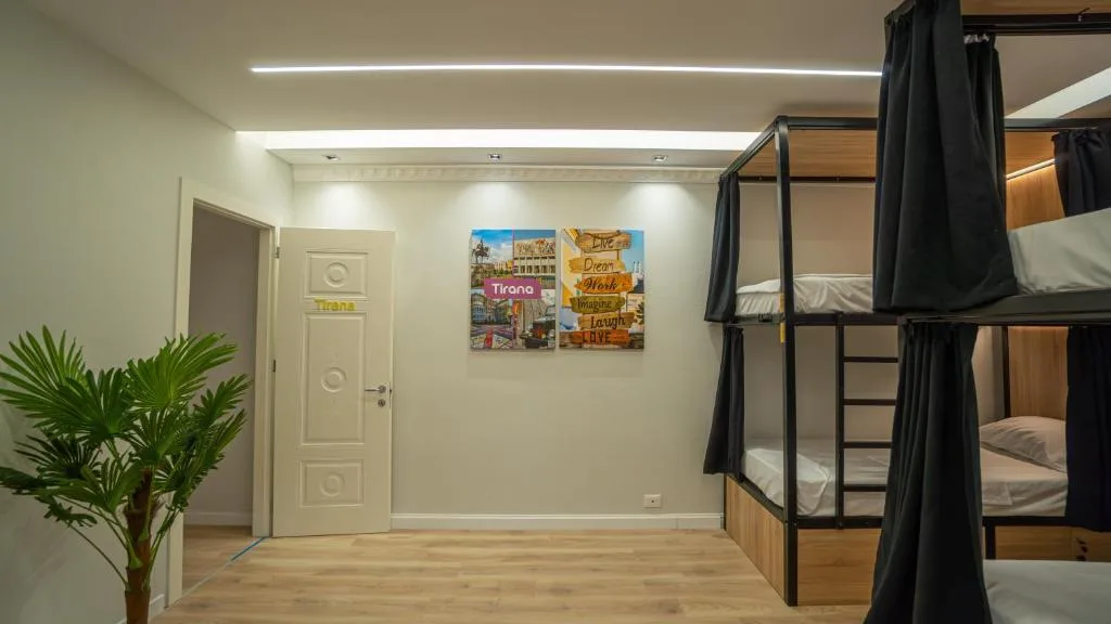 Tirane room