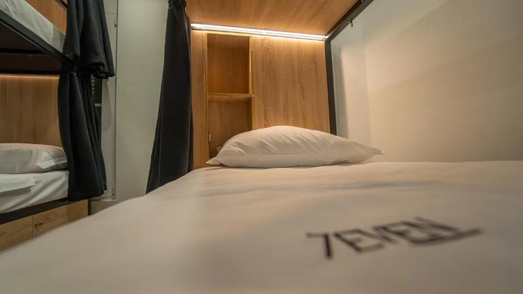Tirane room
